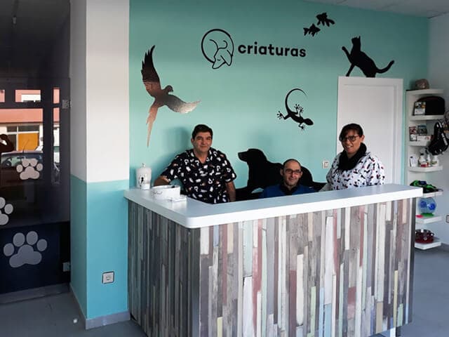 Criaturas. Clínica veterinaria en Vimianzo